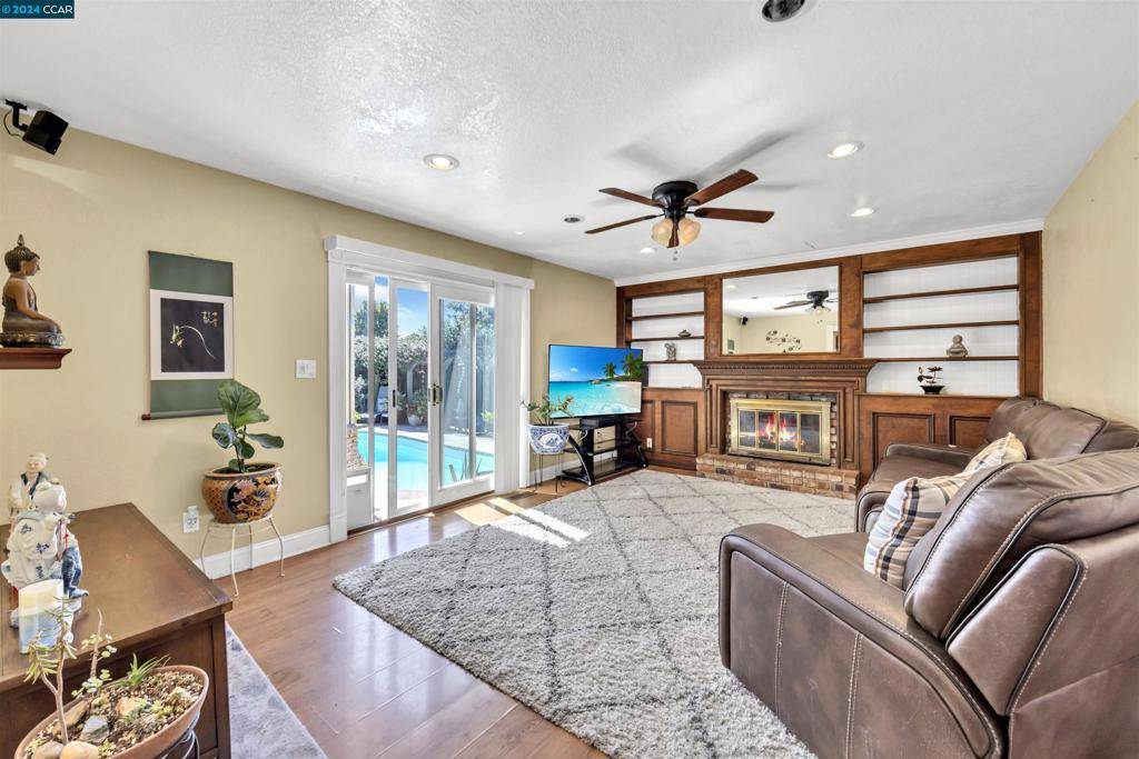 Antioch, CA 94509,3628 Brookdale Cir