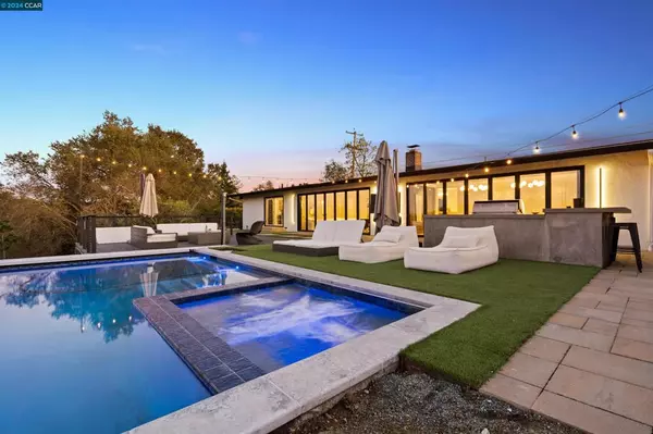 Orinda, CA 94563,116 Scenic Dr