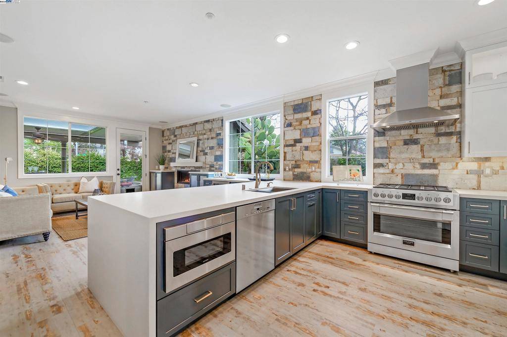 Livermore, CA 94551,6492 Altamar Cir