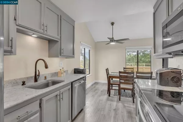 807 Center Ave,  Martinez,  CA 94553