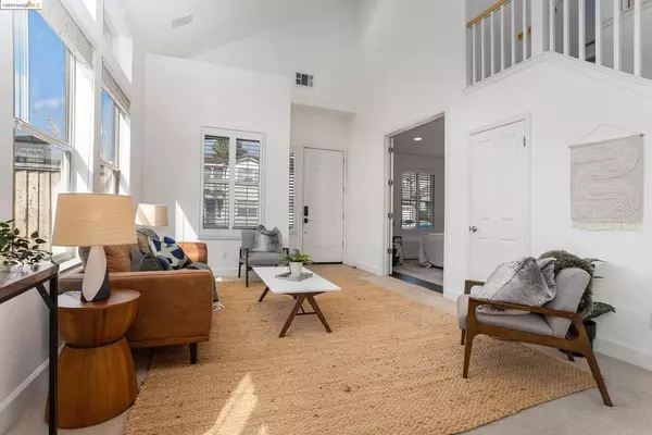 Martinez, CA 94553,100 Burgundy Ct