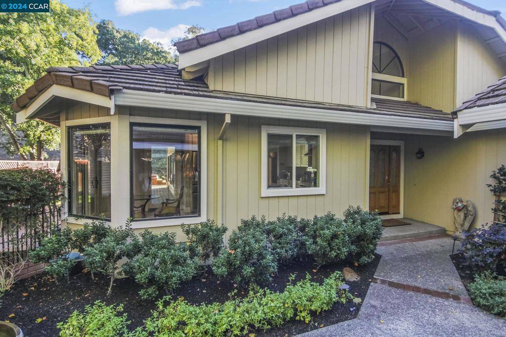 Danville, CA 94506,107 Oakridge Dr