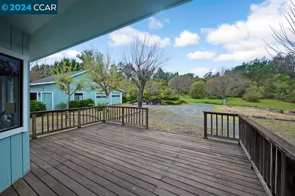 Sebastopol, CA 95472,5900 Guerneville Rd