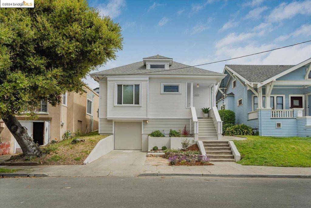 5112 Congress Ave, Oakland, CA 94601