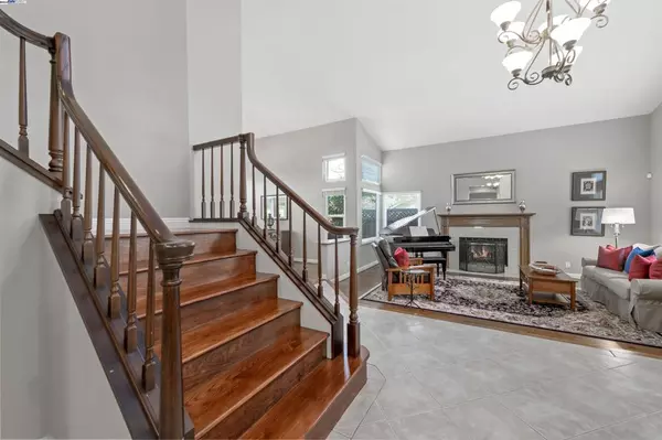 Pleasanton, CA 94588,1980 Palmer Drive