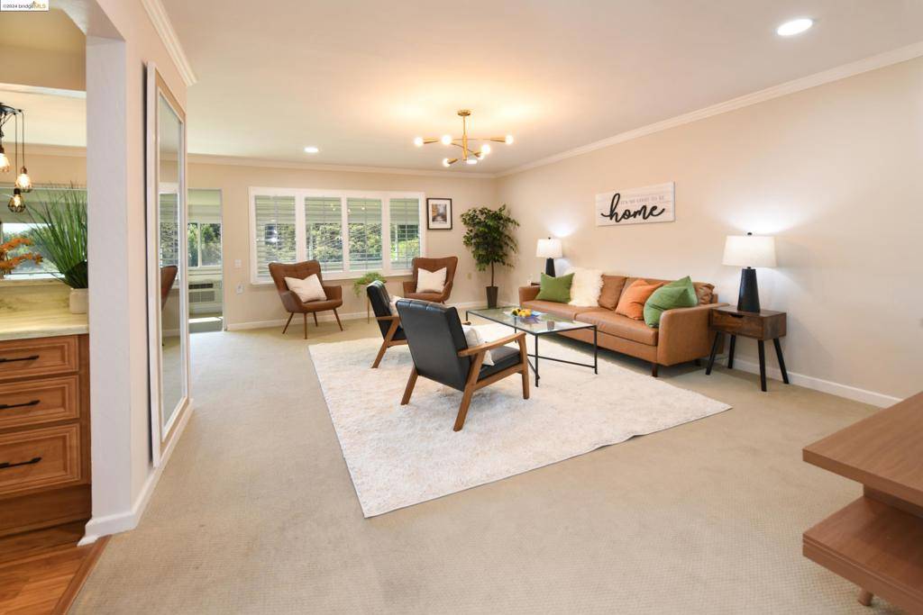 Walnut Creek, CA 94595,1910 Skycrest Dr