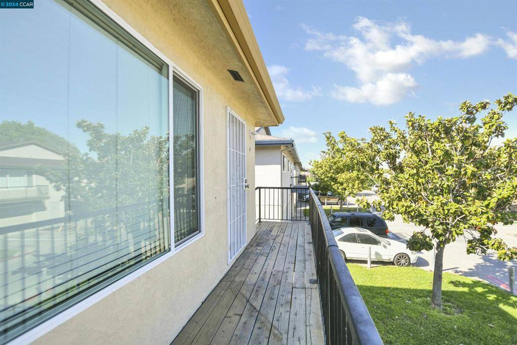 Antioch, CA 94509-0000,2205 PEPPERTREE WAY #4