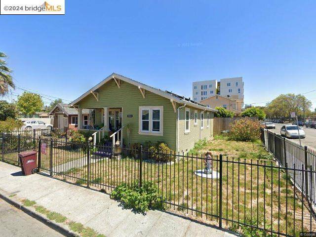 906 70th, Oakland, CA 94621