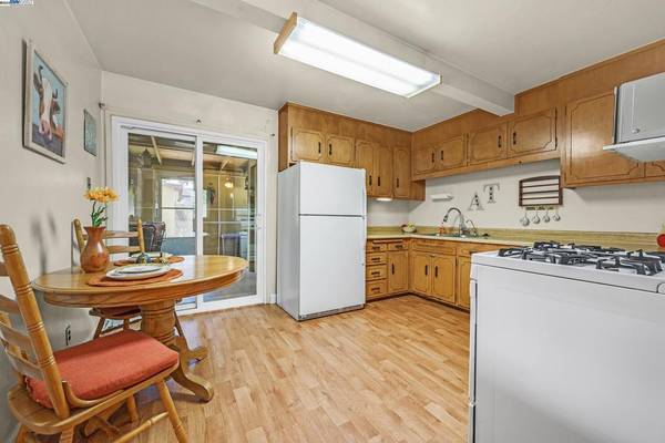 Tracy, CA 95376,314 E Lowell Ave