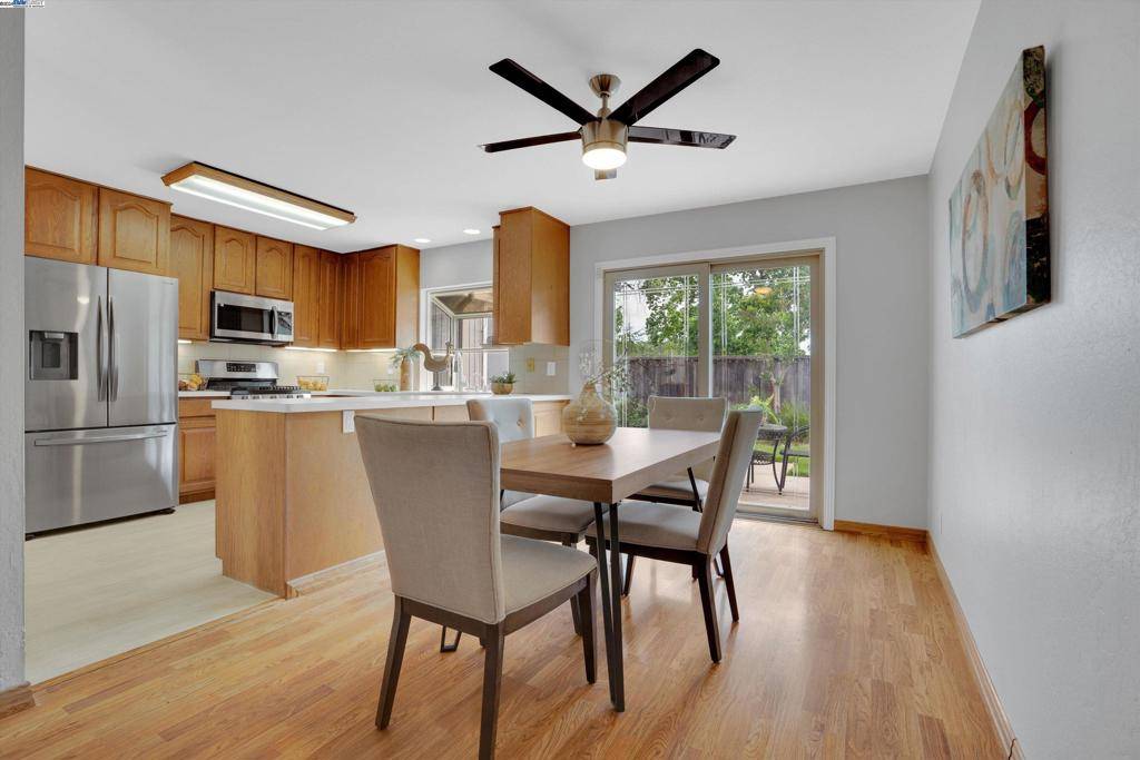 Concord, CA 94518,842 Royal Ann Ln