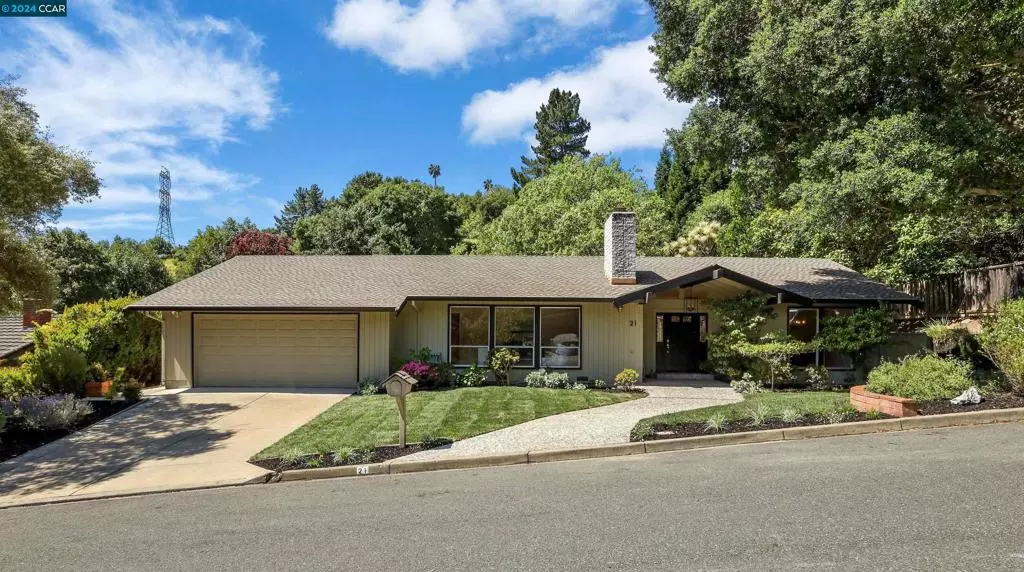 Moraga, CA 94556,21 Ashbrook Place
