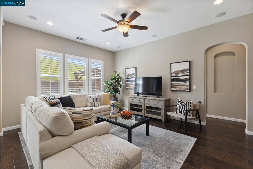 Danville, CA 94506,5122 Bengali St