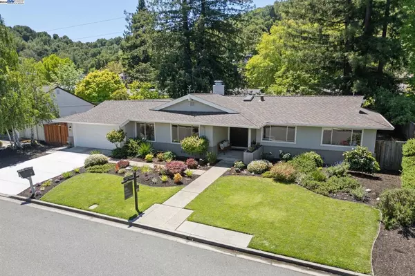 Moraga, CA 94556,320 Deerfield Dr