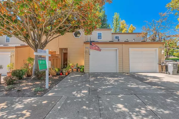 6607 Pioneer Ln, Dublin, CA 94568