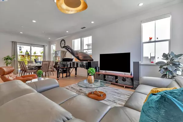 Newark, CA 94560,8571 Tailwind Ave