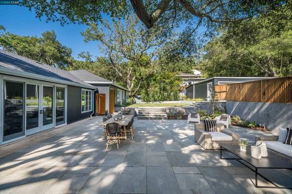 Orinda, CA 94563,20 El Patio
