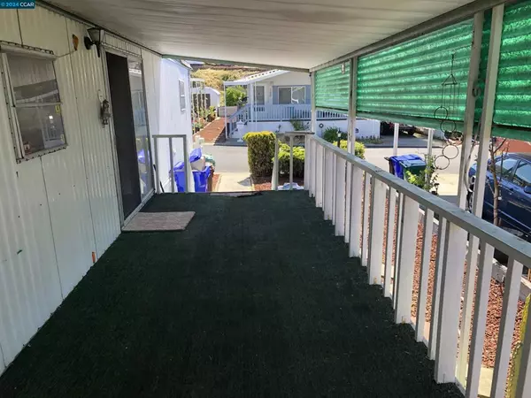 San Pablo, CA 94806,16401 San Pablo Ave