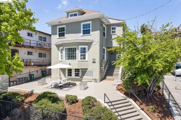 2049 8th Ave., Oakland, CA 94606