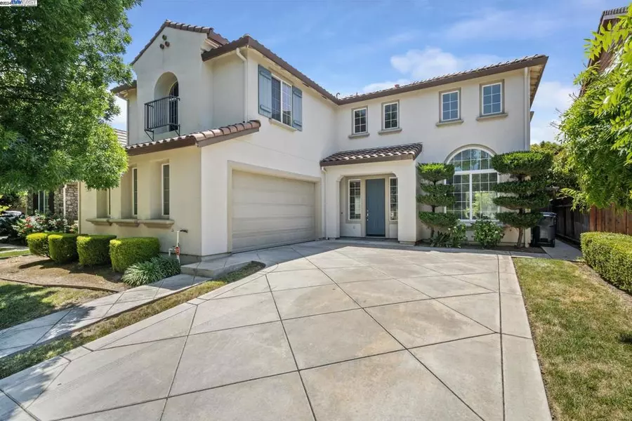 540 W Cancion Ct, Mountain House, CA 95391