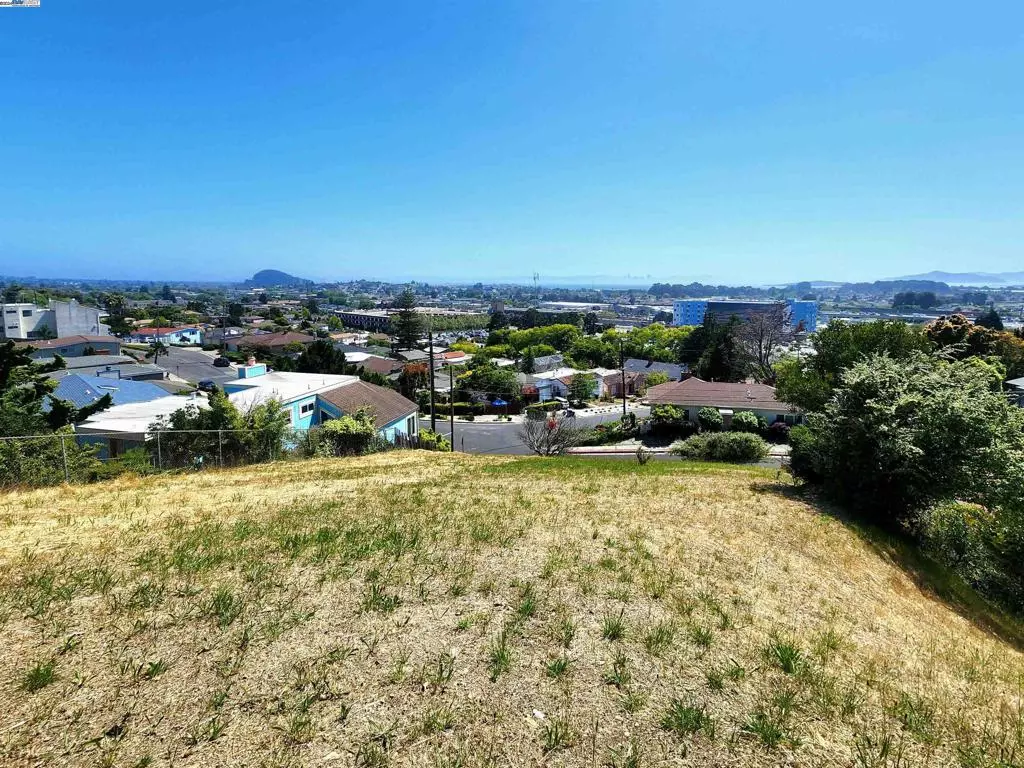 El Cerrito, CA 94530,6465 Hagen Blvd