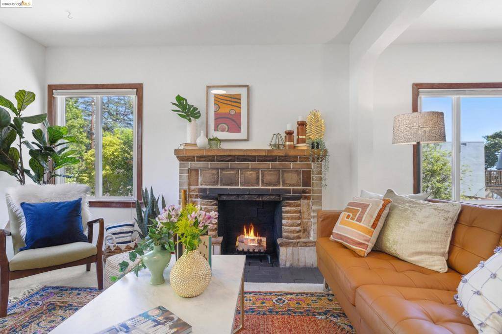 Oakland, CA 94602,3111 California St