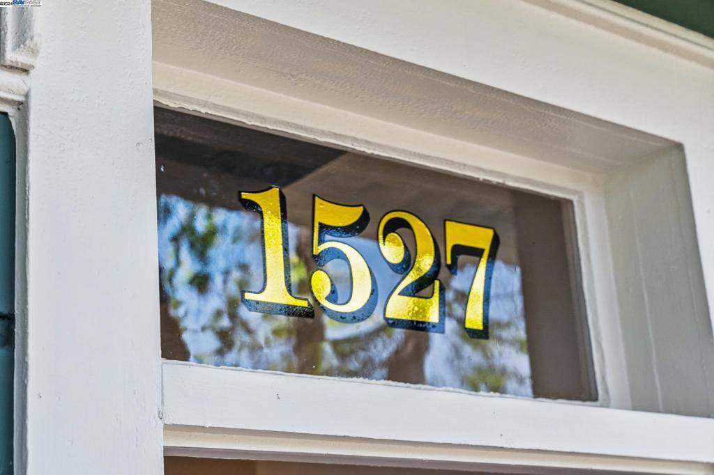 Alameda, CA 94501,1527 Morton St