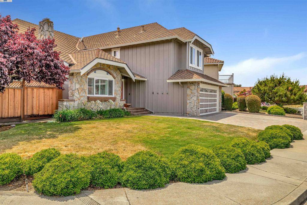 San Mateo, CA 94403,1140 Ramblewood Way