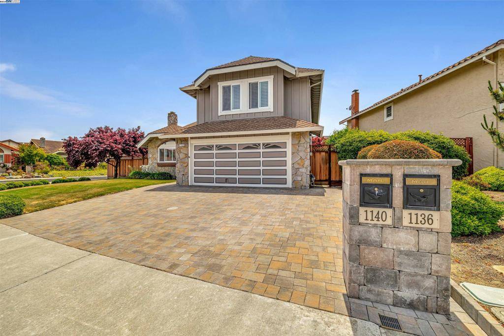 San Mateo, CA 94403,1140 Ramblewood Way