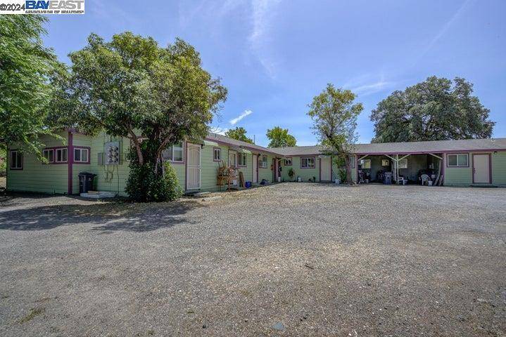Los Molinos, CA 96055,8080 State Hwy 99E