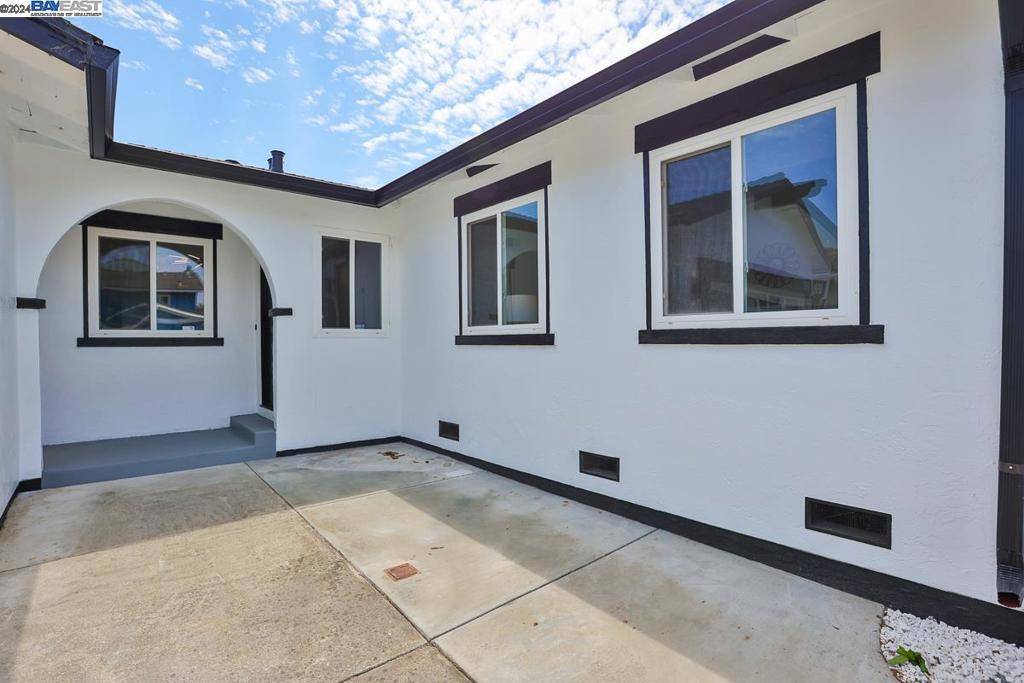 Foster City, CA 94404,858 Gull Ave