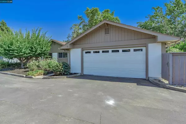 Concord, CA 94521,5489 Los Gatos Ct