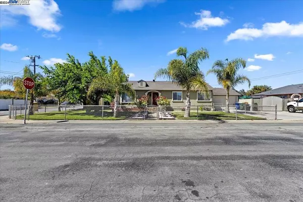 Newark, CA 94560,36671 Magnolia St