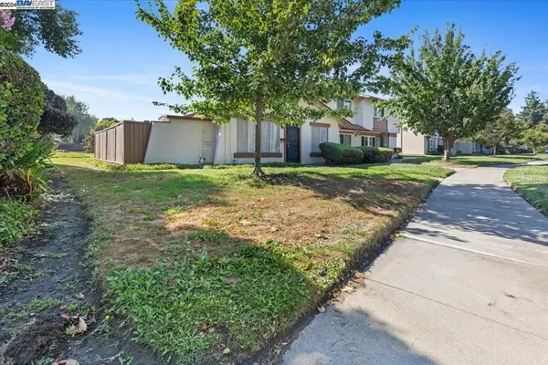 Fremont, CA 94555,34233 Aberdeen Ter