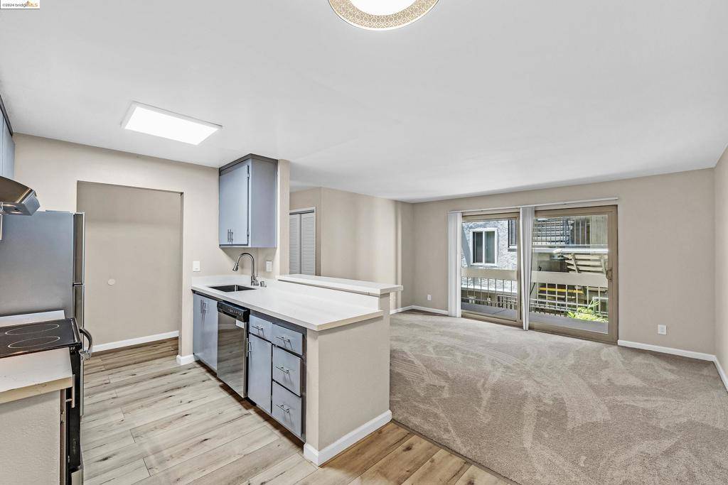 66 Fairmount Ave #320, Oakland, CA 94611