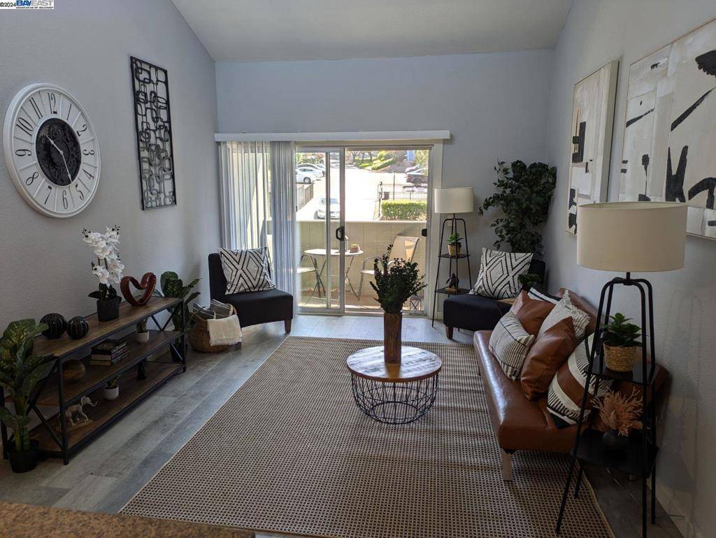 Vallejo, CA 94589,1333 N Camino Alto #204