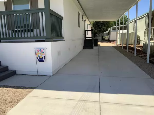 Pittsburg, CA 94565-0000,135 Banyon