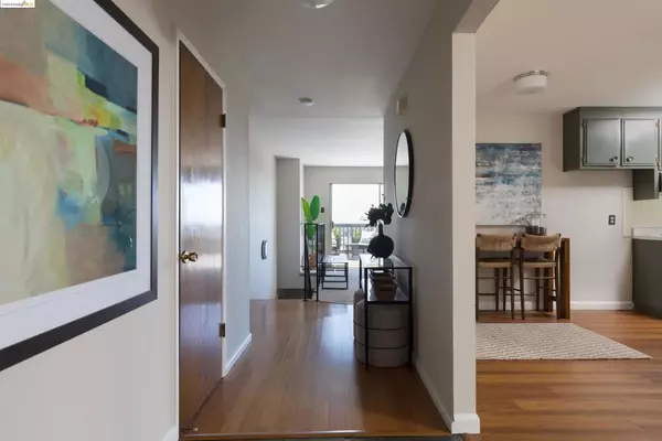 Oakland, CA 94619,4343 Adelaide St