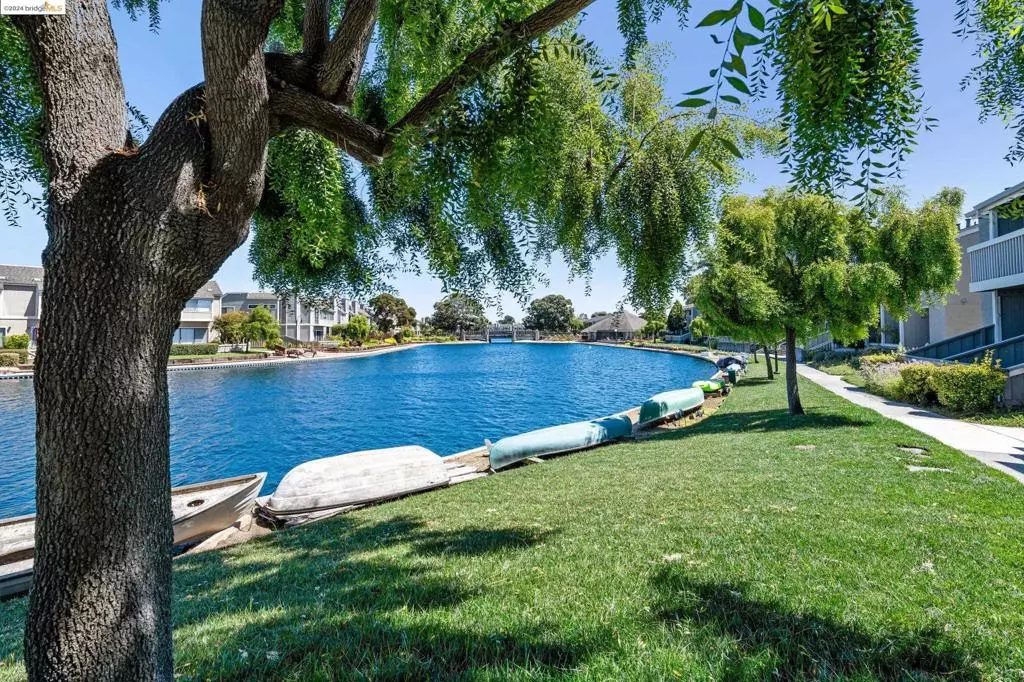 Foster City, CA 94404,825 Juno Lane