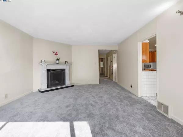 San Francisco, CA 94134,246 Santos St