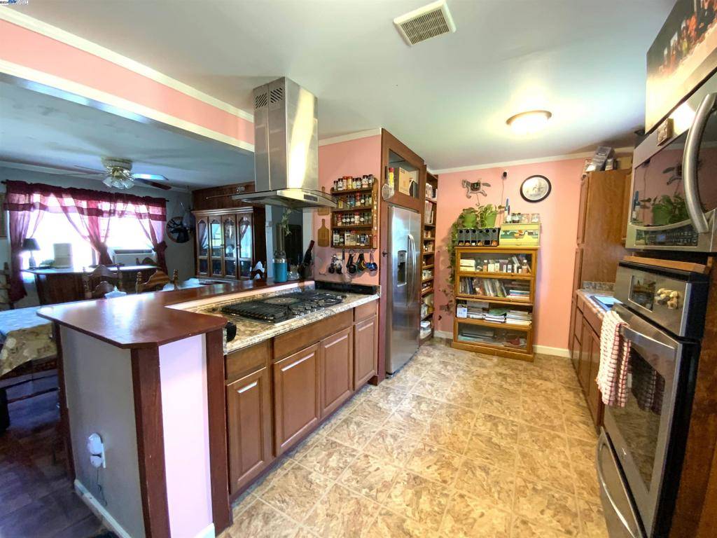 Sacramento, CA 95838,160 Morrison Ave