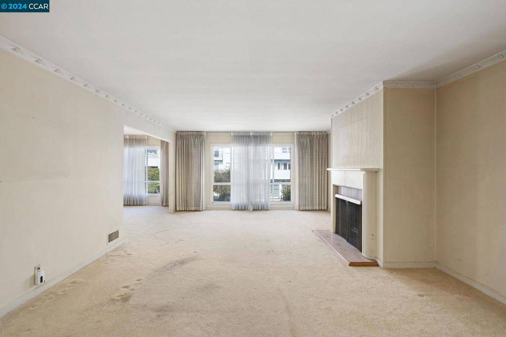 San Francisco, CA 94118,17 Heather Avenue