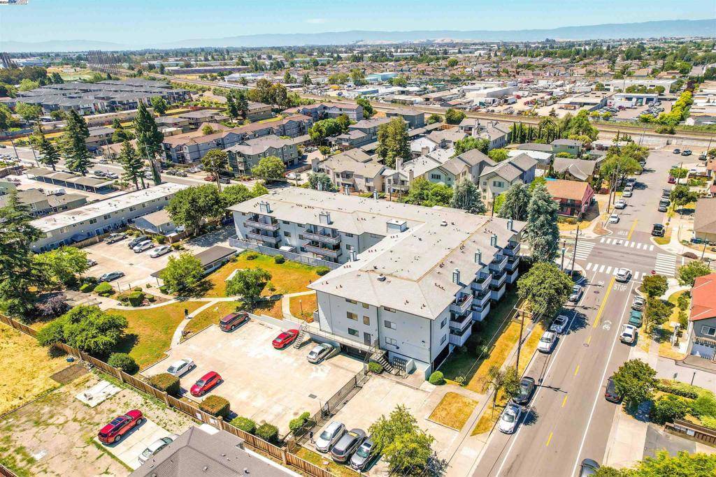 Hayward, CA 94544,325 Valle Vista Ave #314