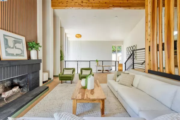 Lafayette, CA 94805,50 Silverwood Dr