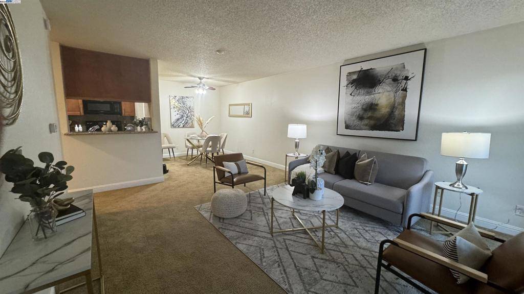 Newark, CA 94560,39887 Cedar Blvd ##252