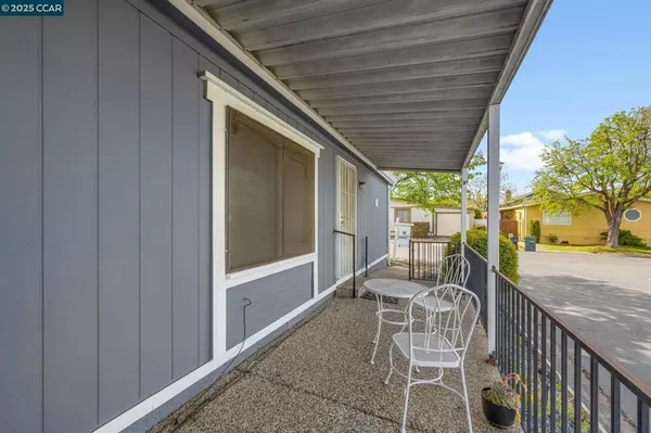 Sacramento, CA 95828,7855 Cottonwood Ln