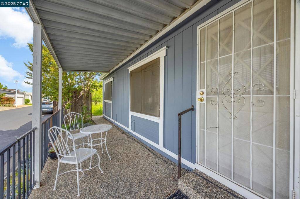 Sacramento, CA 95828,7855 Cottonwood Ln
