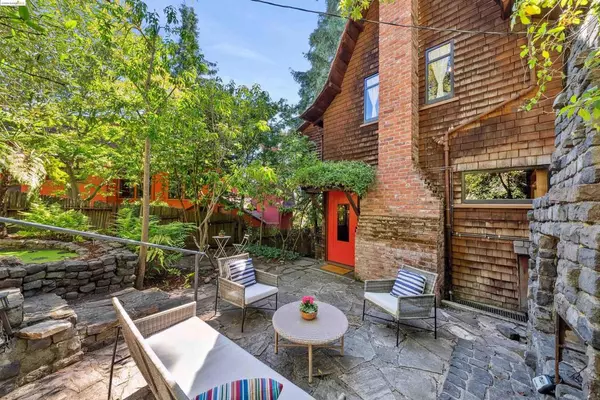 Berkeley, CA 94709,1736 Highland Pl
