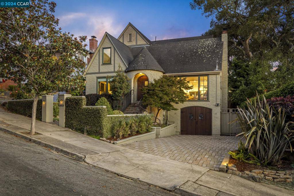 5872 Morpeth St, Oakland, CA 94618