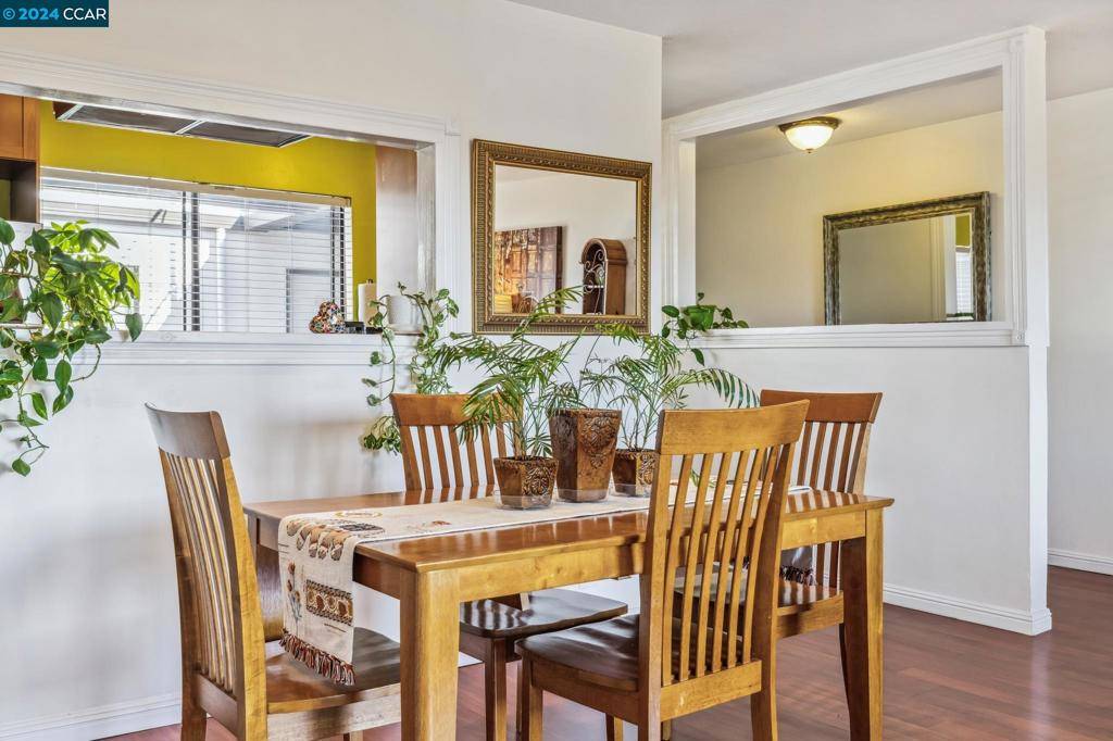Oakland, CA 94607,5 W Embarcadero #325