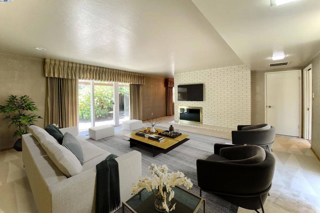 Fremont, CA 94536,35801 Molina Ct